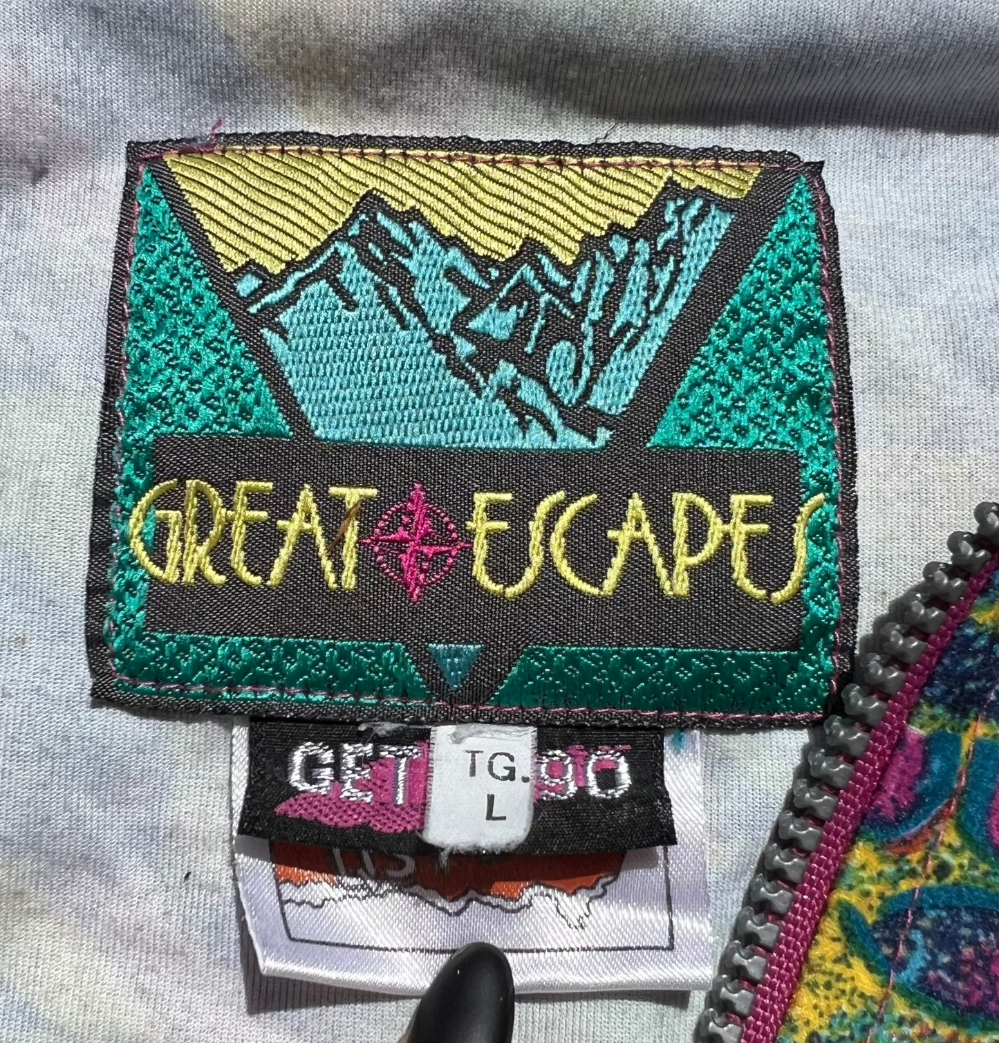 90's Magenta Windbreaker Vest