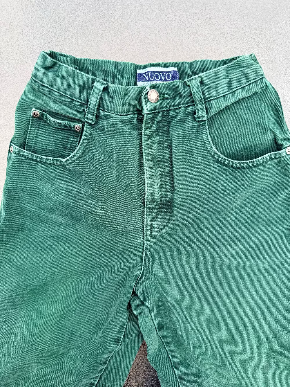 NUOVO County Seat 90s Green Taper Jeans