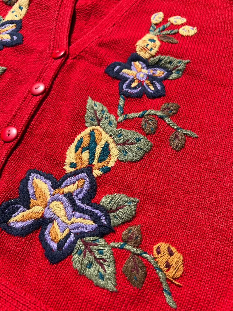 Options Melrose Red Floral Embroidered Knit Vest 90s