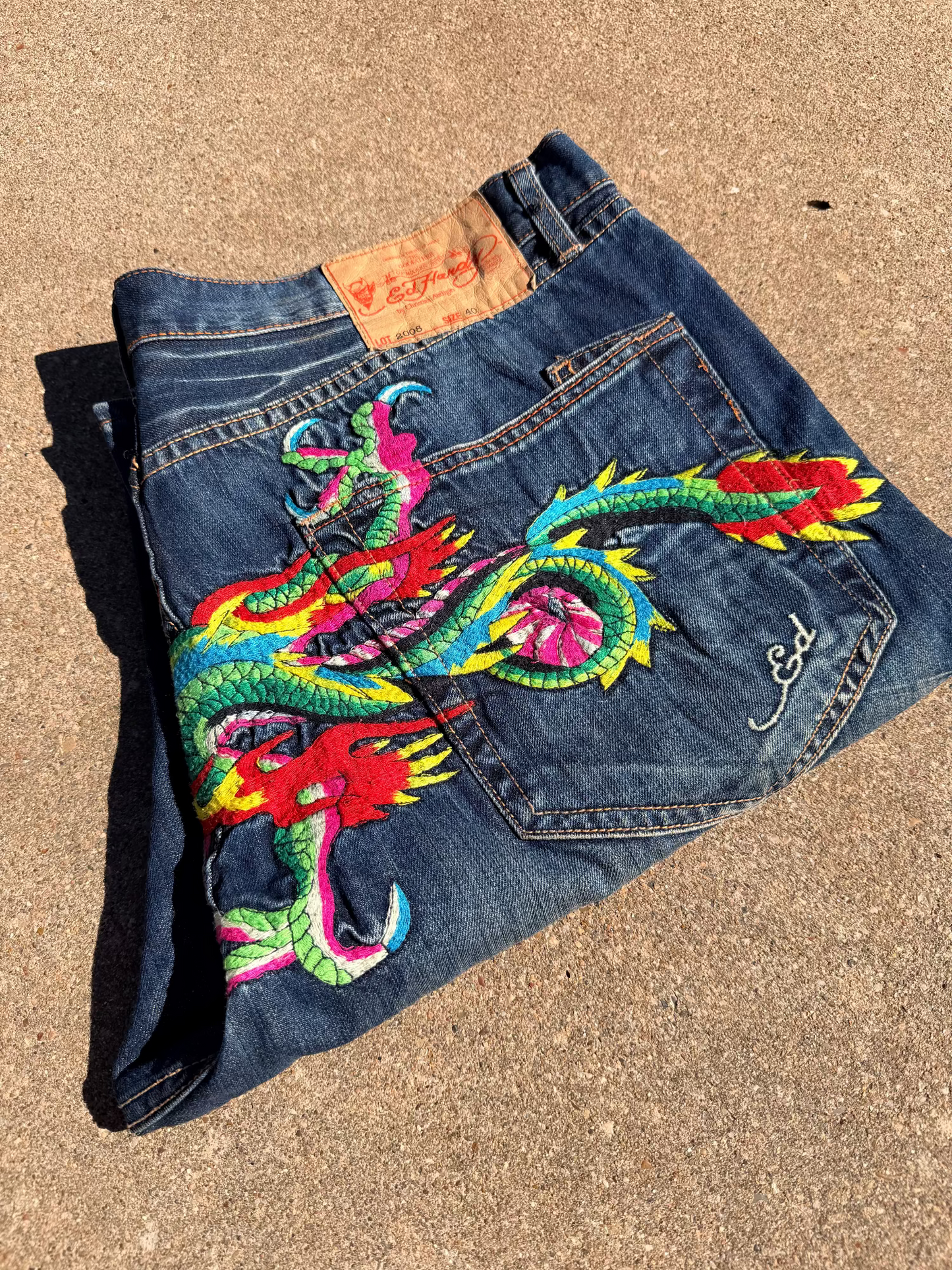Ed Hardy “Dragon Back” Embroidered Jeans Y2K 40x34