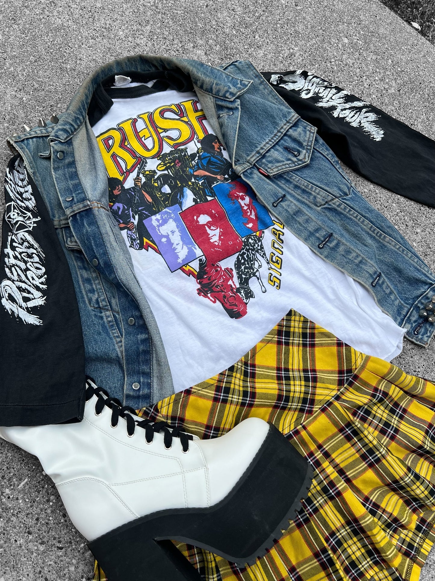 RUSH "1982 Signals" Pakistan BOOT ringer baseball tee